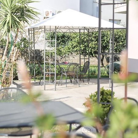 Pool House Luka Apartment Zadar Ngoại thất bức ảnh
