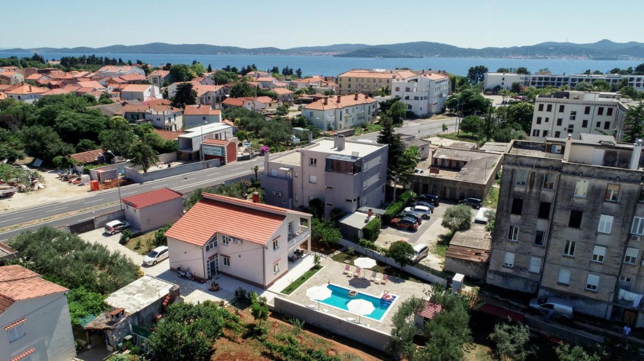 Pool House Luka Apartment Zadar Ngoại thất bức ảnh