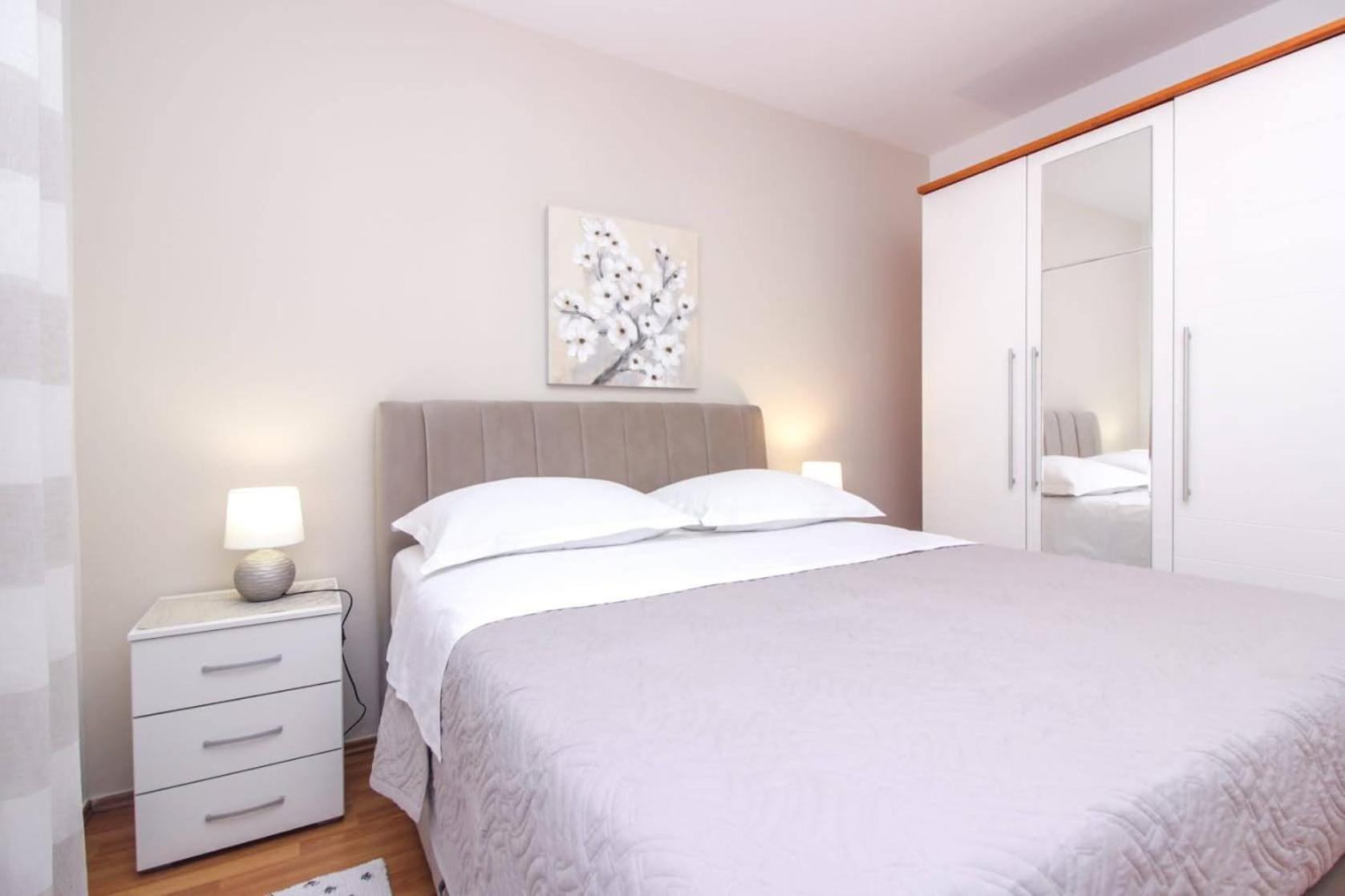 Pool House Luka Apartment Zadar Ngoại thất bức ảnh