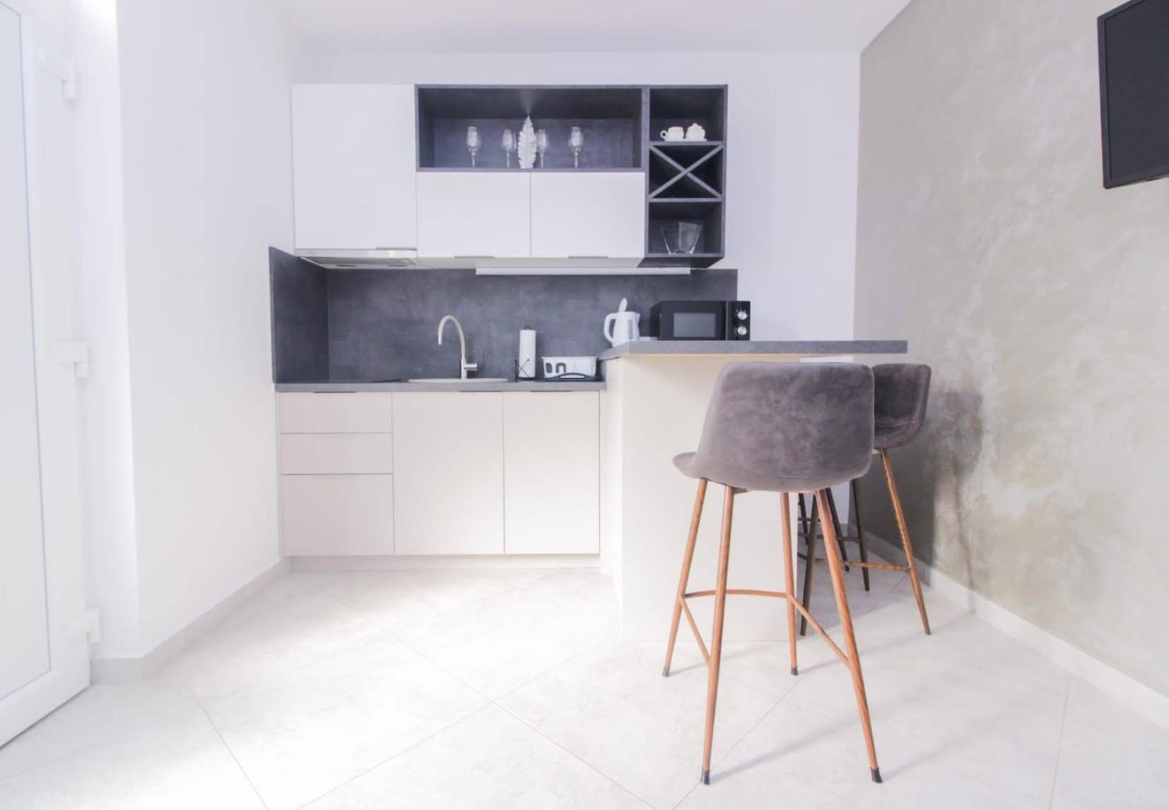 Pool House Luka Apartment Zadar Ngoại thất bức ảnh