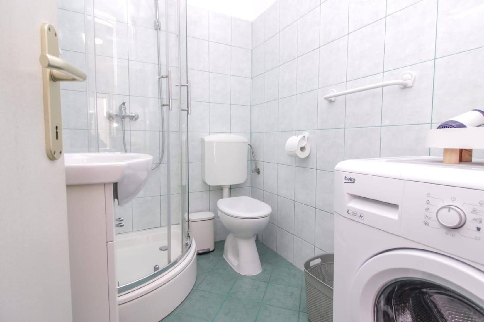 Pool House Luka Apartment Zadar Ngoại thất bức ảnh
