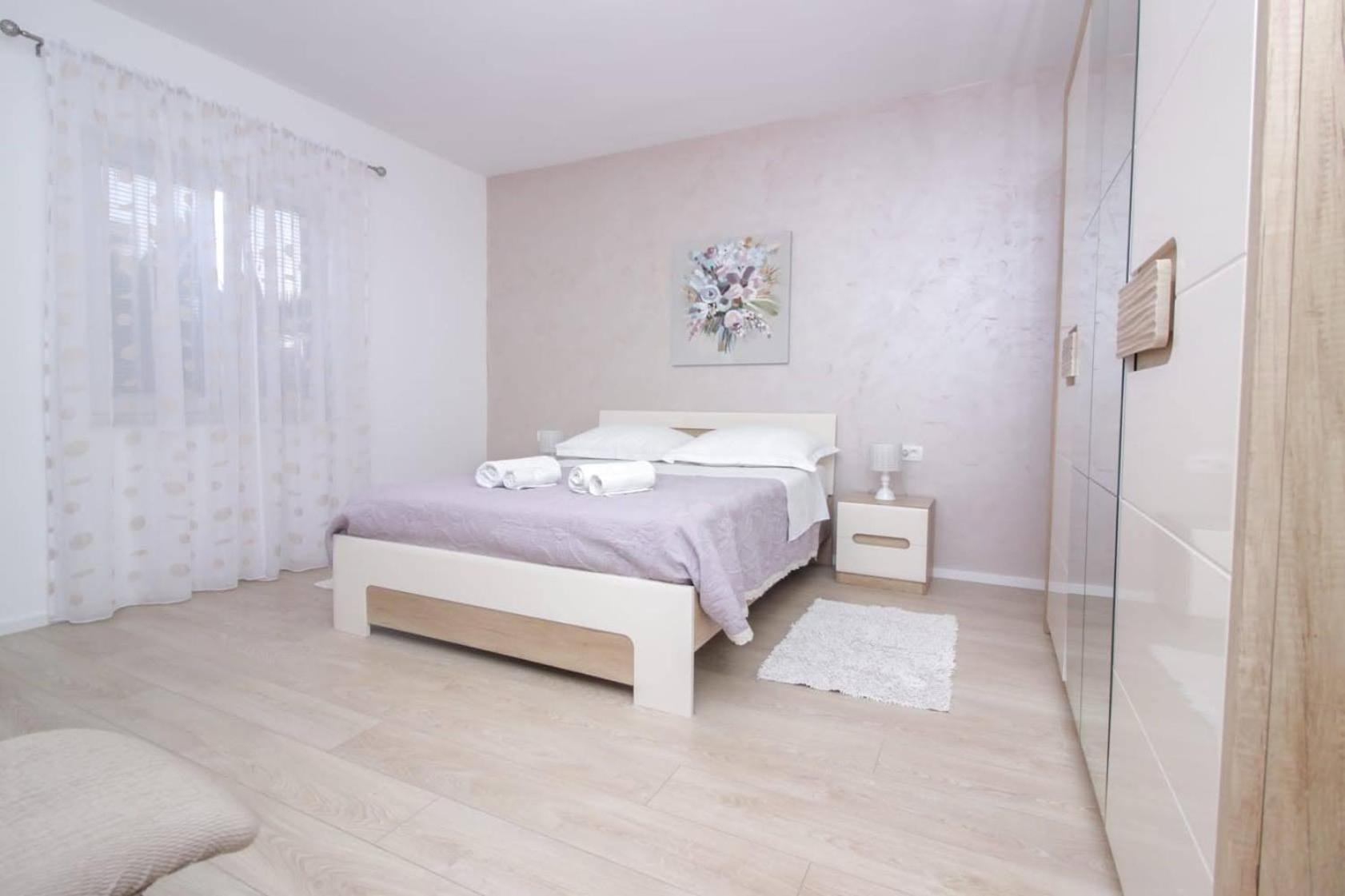 Pool House Luka Apartment Zadar Ngoại thất bức ảnh